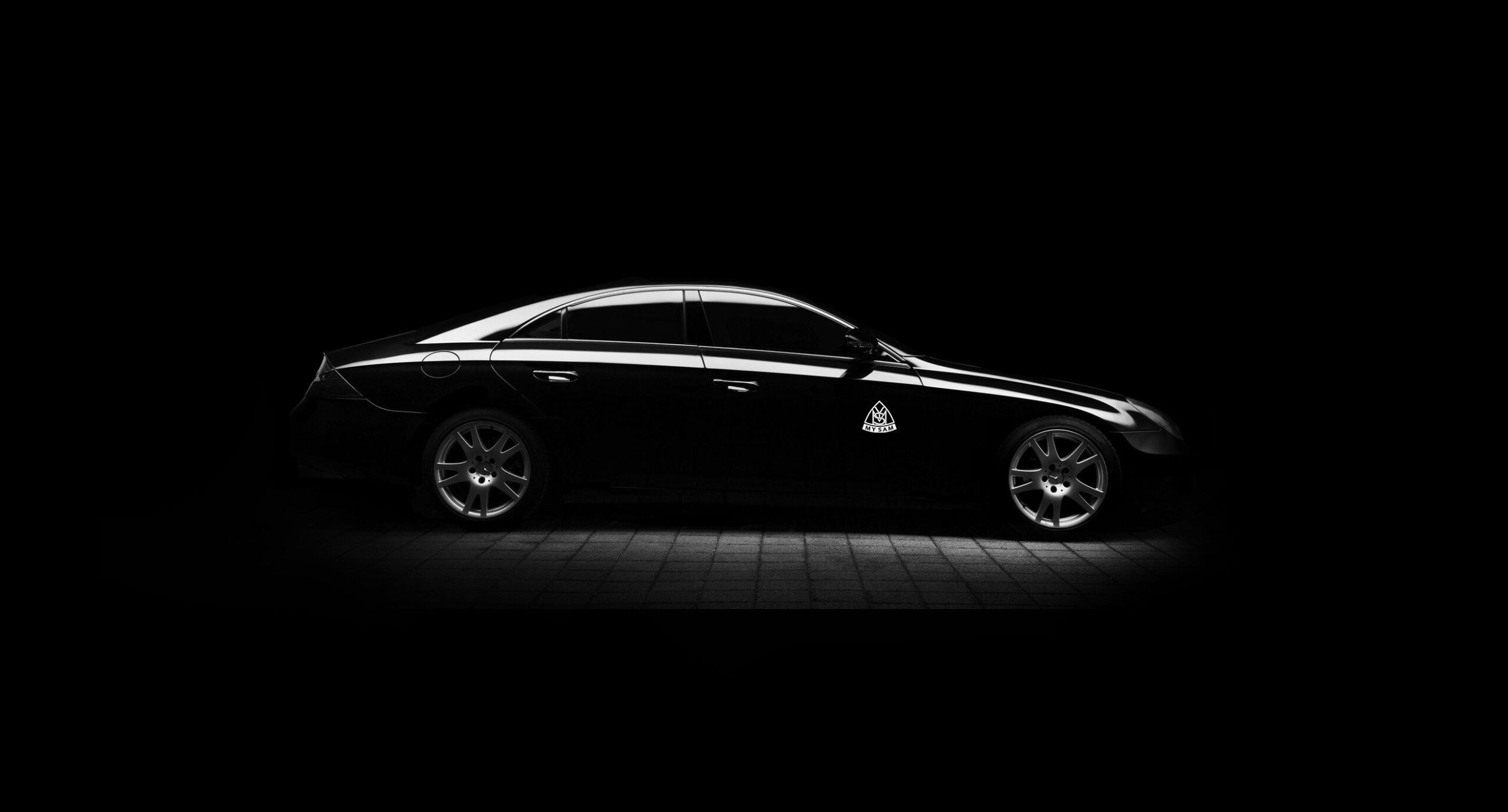 parallax-mercedes-3